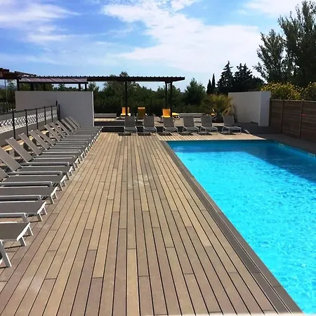 Adonis Aix En Provence 3* エクス＝アン＝プロヴァンス