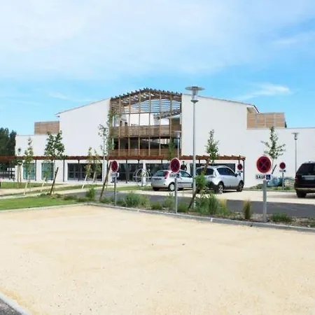 Adonis Aix En Provence アパートホテル
